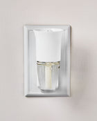 White Flare Wallflowers Fragrance Plug image 4