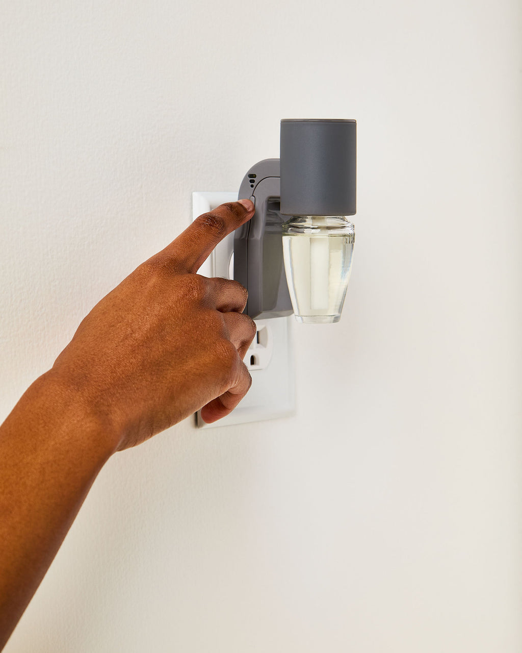 Gray Scent Control Wallflowers Fragrance Plug image 5