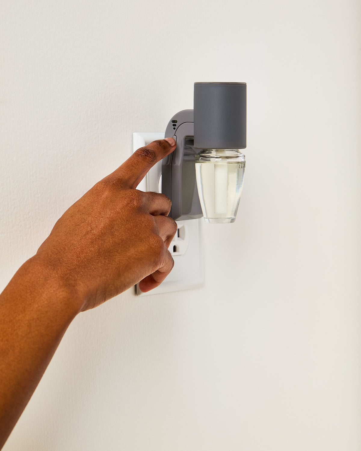 Gray Scent Control Wallflowers Fragrance Plug image 5