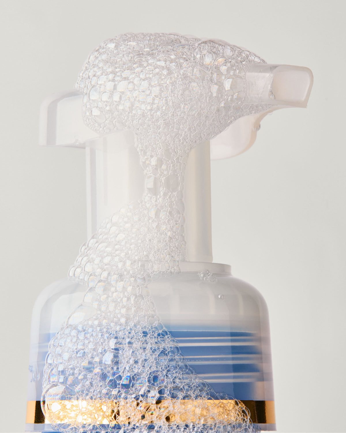 Crisp Morning Air Gentle & Clean Foaming Hand Soap image 5