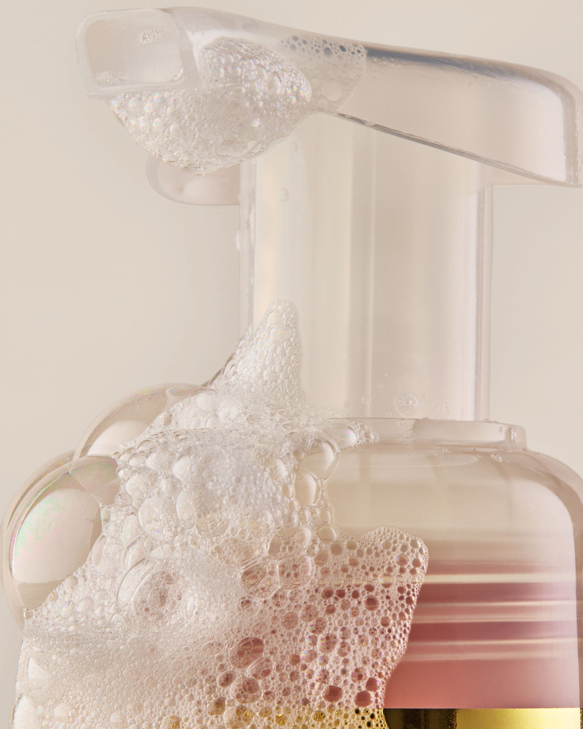 Champagne Toast Gentle & Clean Foaming Hand Soap image 4