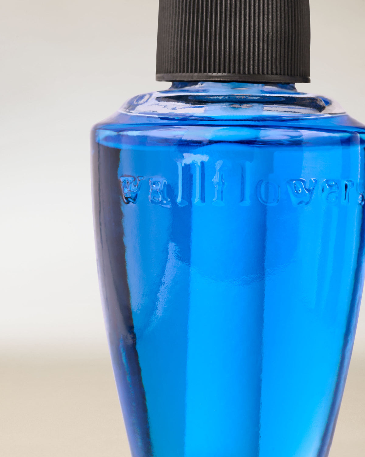 Gingham Wallflowers Fragrance Refill image 2