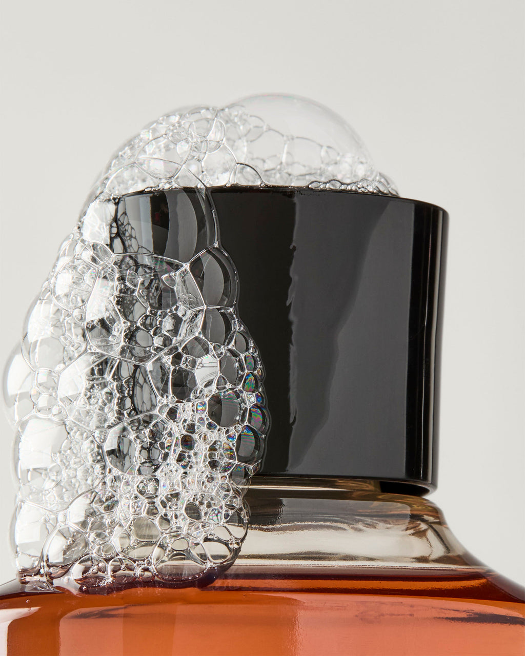 Mahogany Teakwood Body Wash image 5