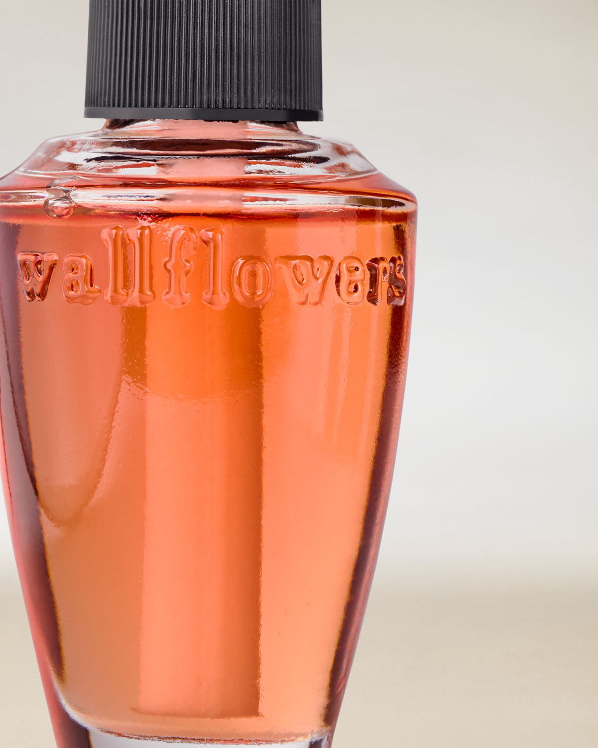 Apple Cinnamon Spice Wallflowers Fragrance Refill image 2