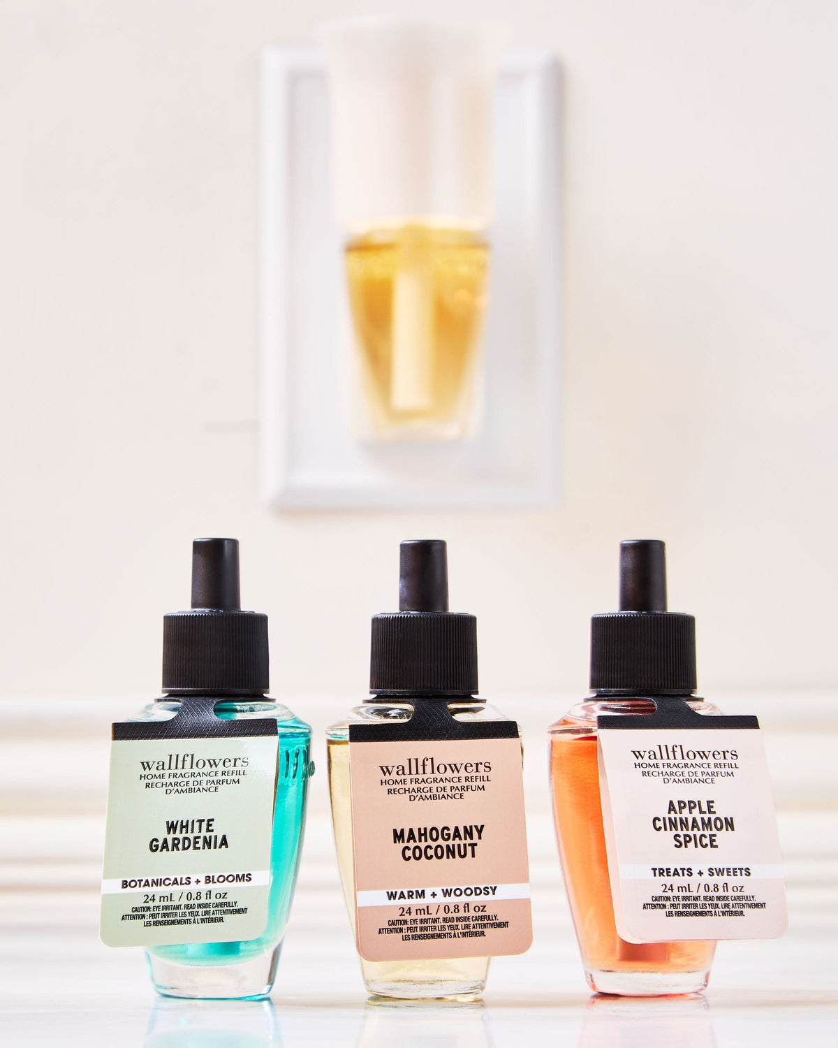 Apple Cinnamon Spice Wallflowers Fragrance Refill image 3