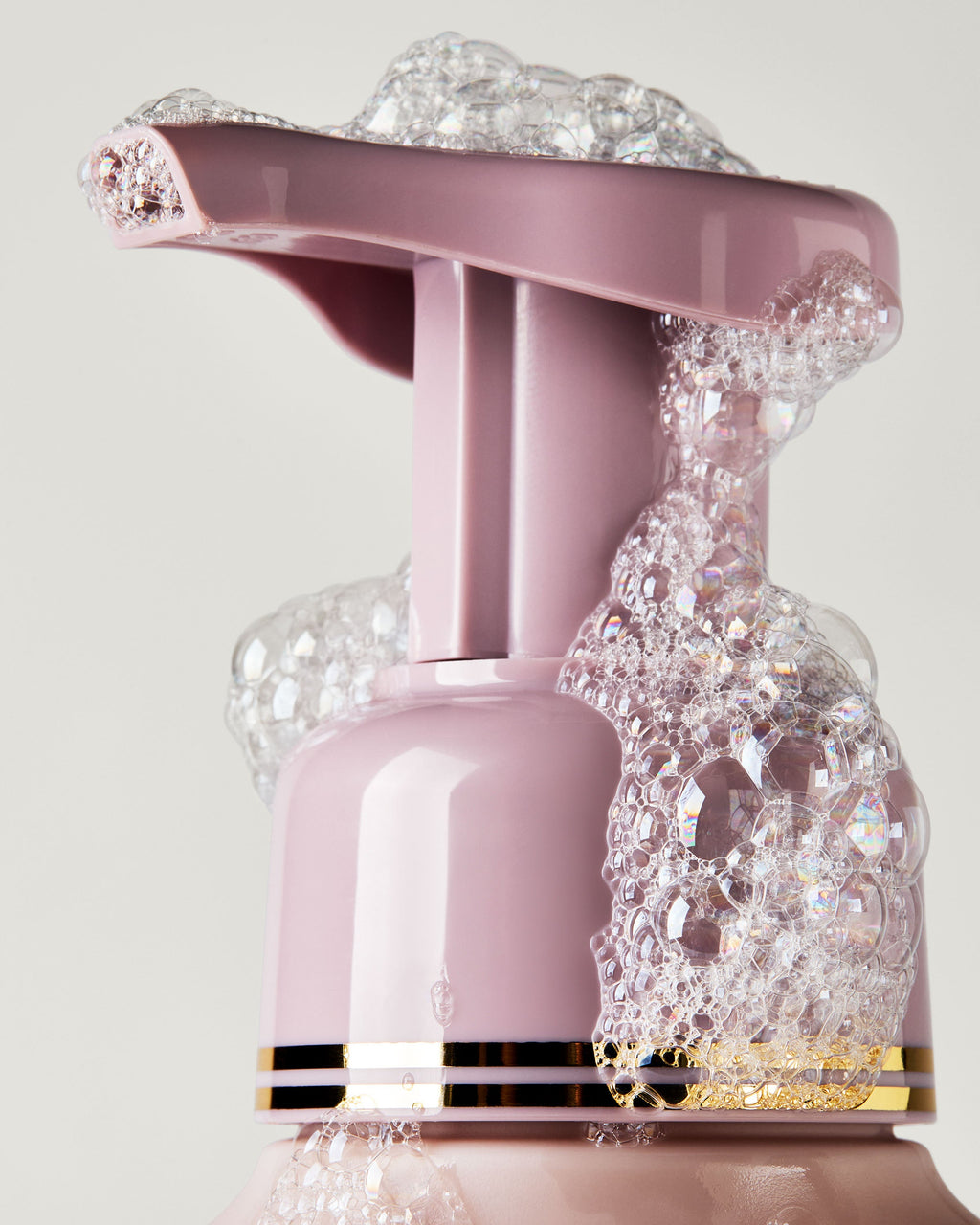 Raspberries & Whipped Vanilla Gentle & Clean Foaming Hand Soap image 4