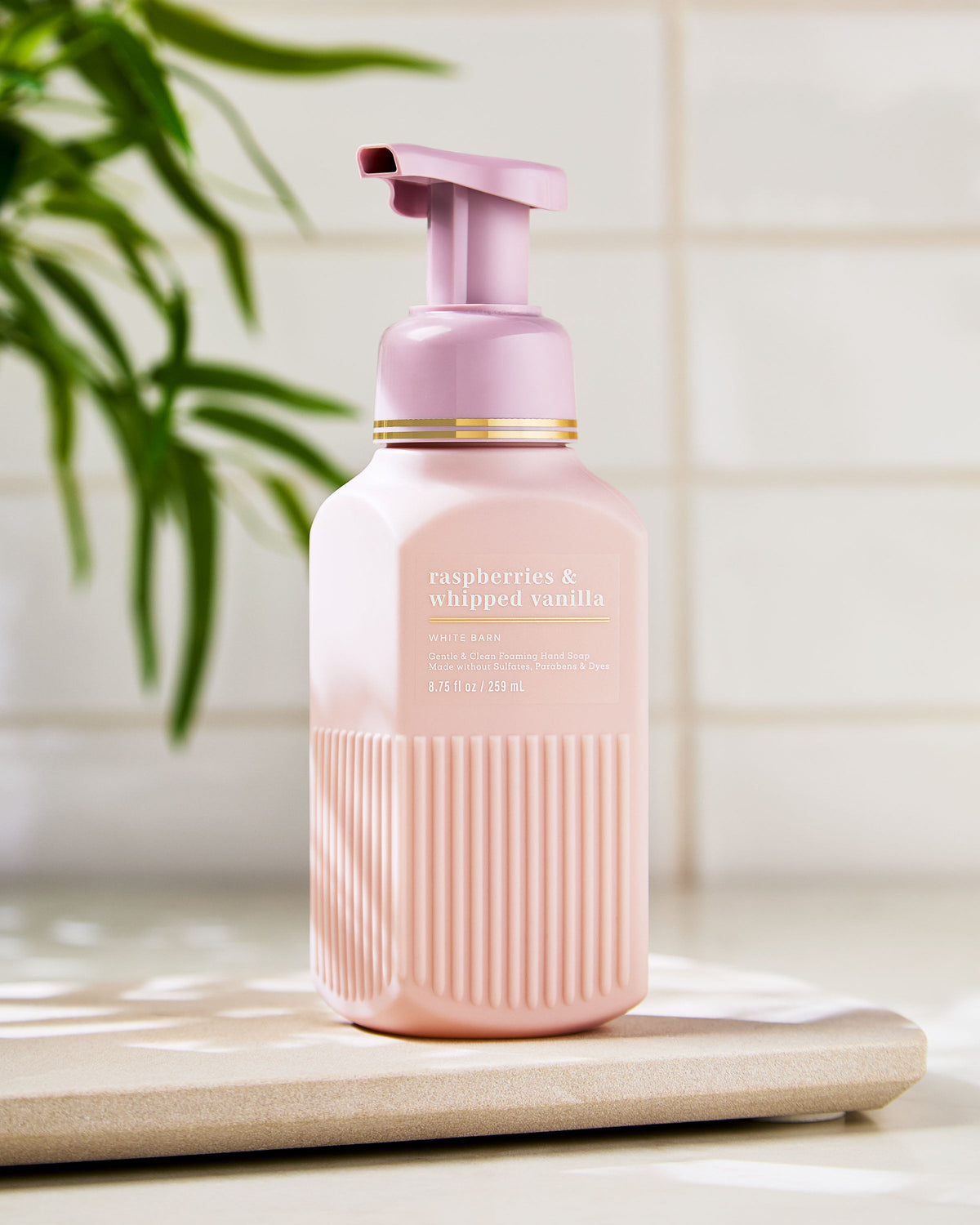 Raspberries & Whipped Vanilla Gentle & Clean Foaming Hand Soap image 6