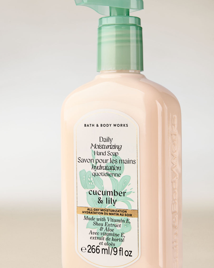Cucumber & Lily Daily Moisturizing Hand Soap image 2