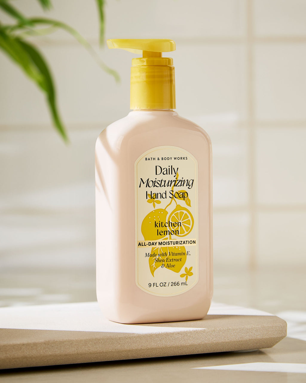 Kitchen Lemon Daily Moisturizing Hand Soap image 6