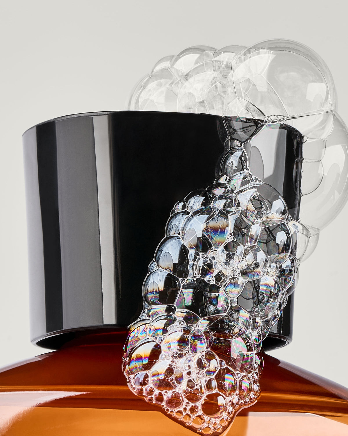 Crafted Cognac 3-in-1 Hair, Face & Body Wash image 5