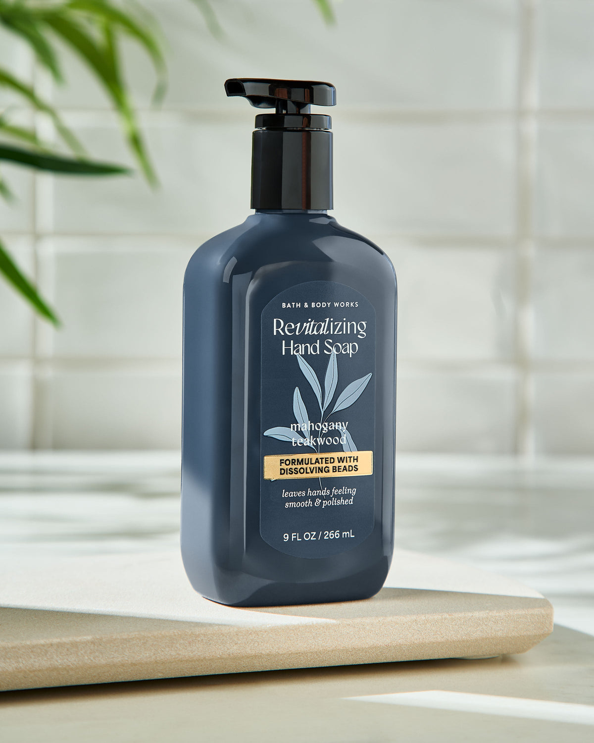 Mahogany Teakwood Revitalizing Hand Soap image 6