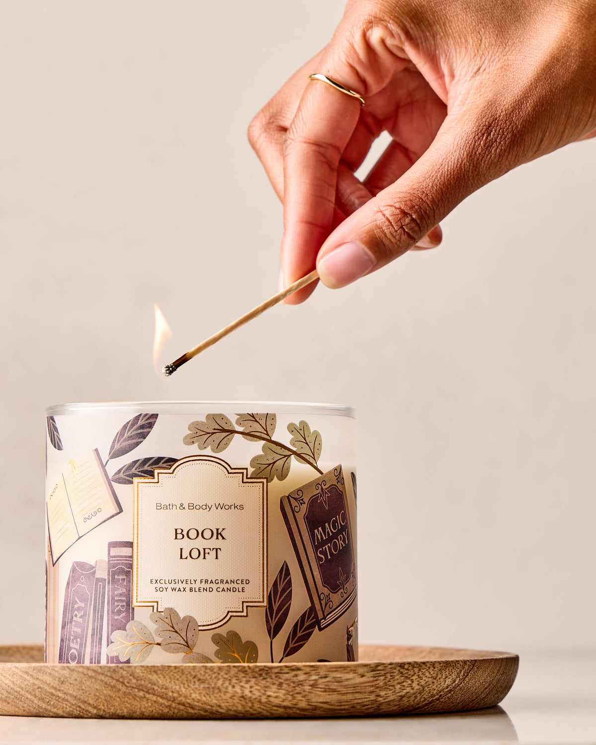 Book Loft 3-Wick Candle image 5