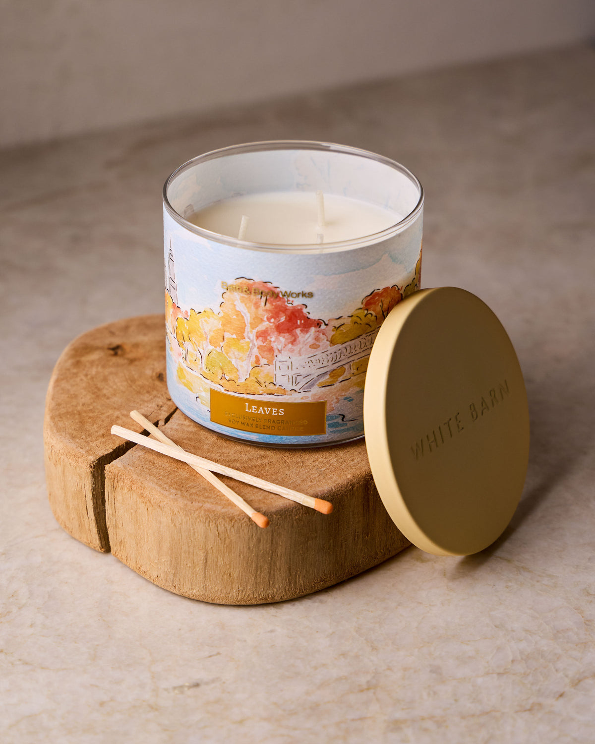 Leaves 3-Wick Candle image 3