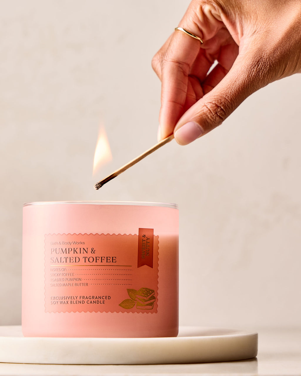 Pumpkin & Salted Toffee 3-Wick Candle image 4