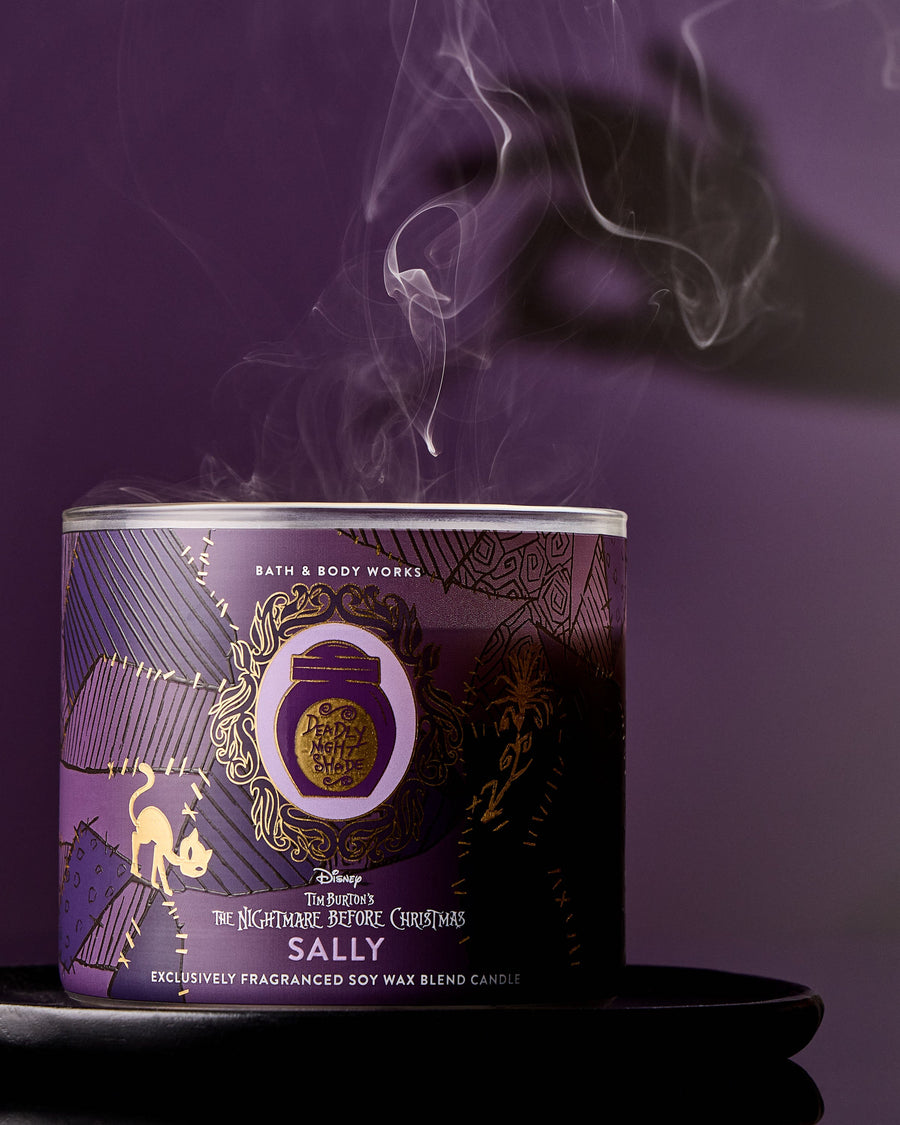 Sally 3-Wick Candle image 5