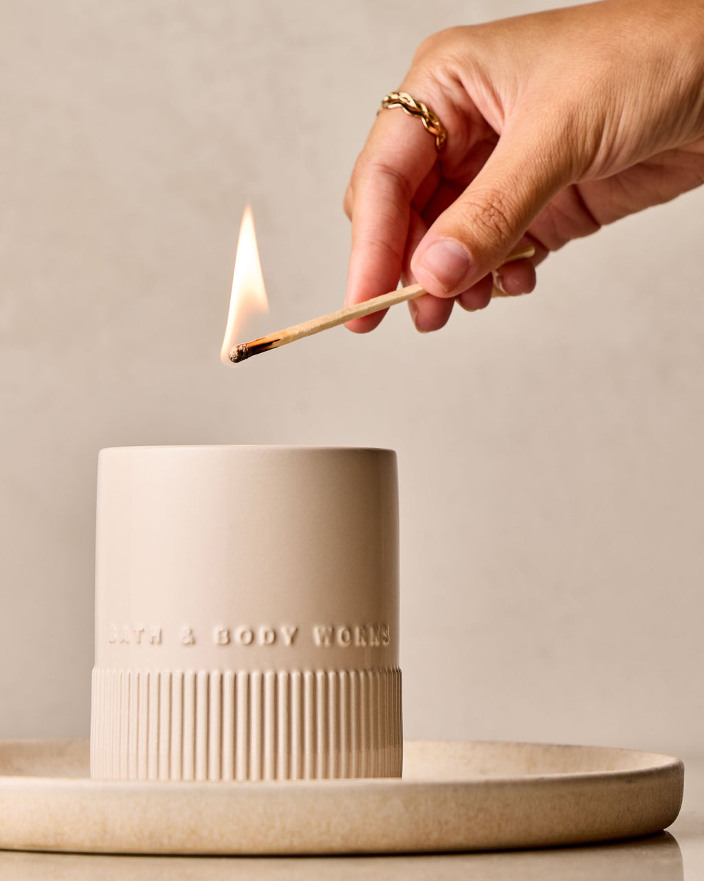 Santal + Amber Single Wick Candle image 5
