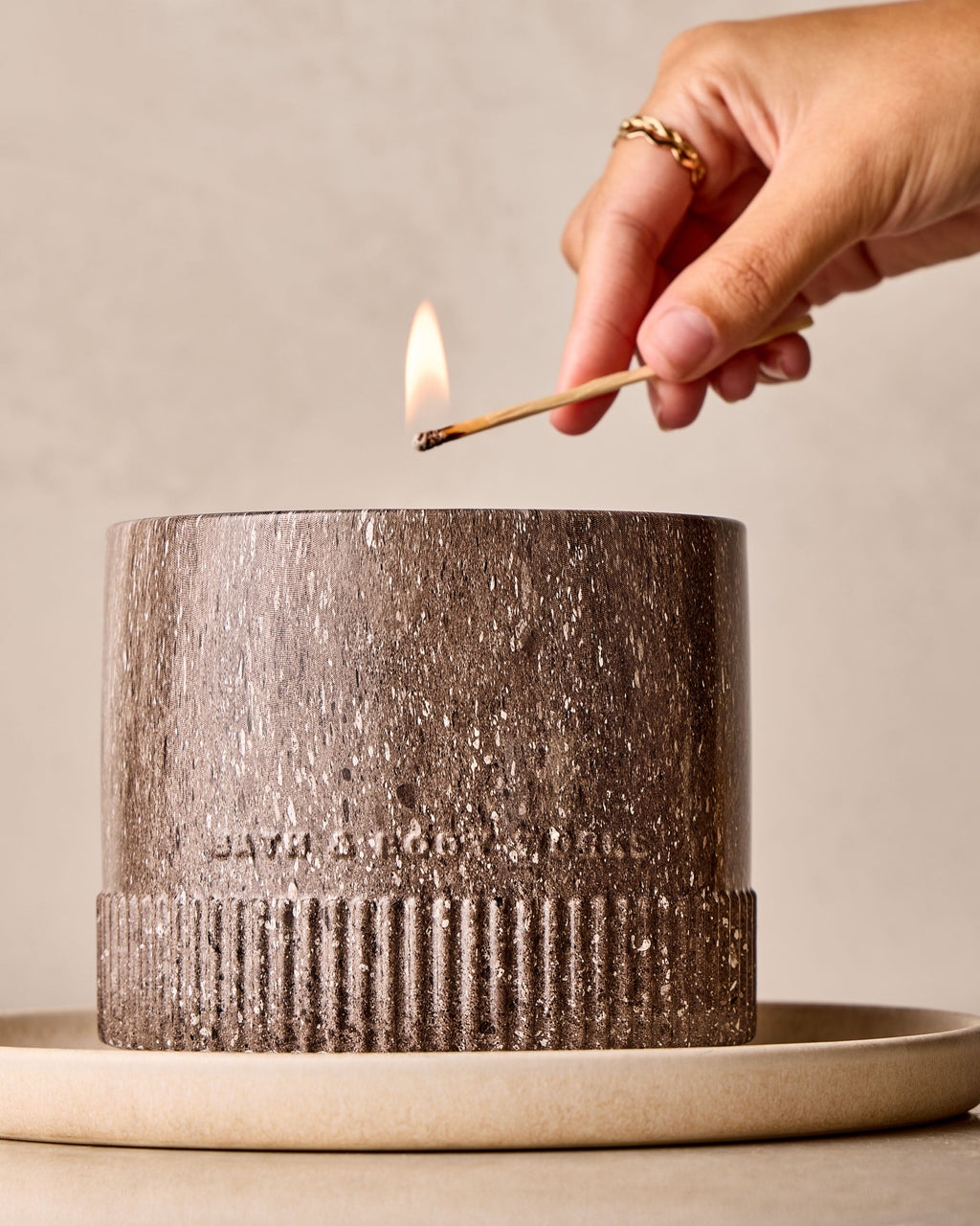 Sweet Orange + Agave 4-Wick Candle image 5