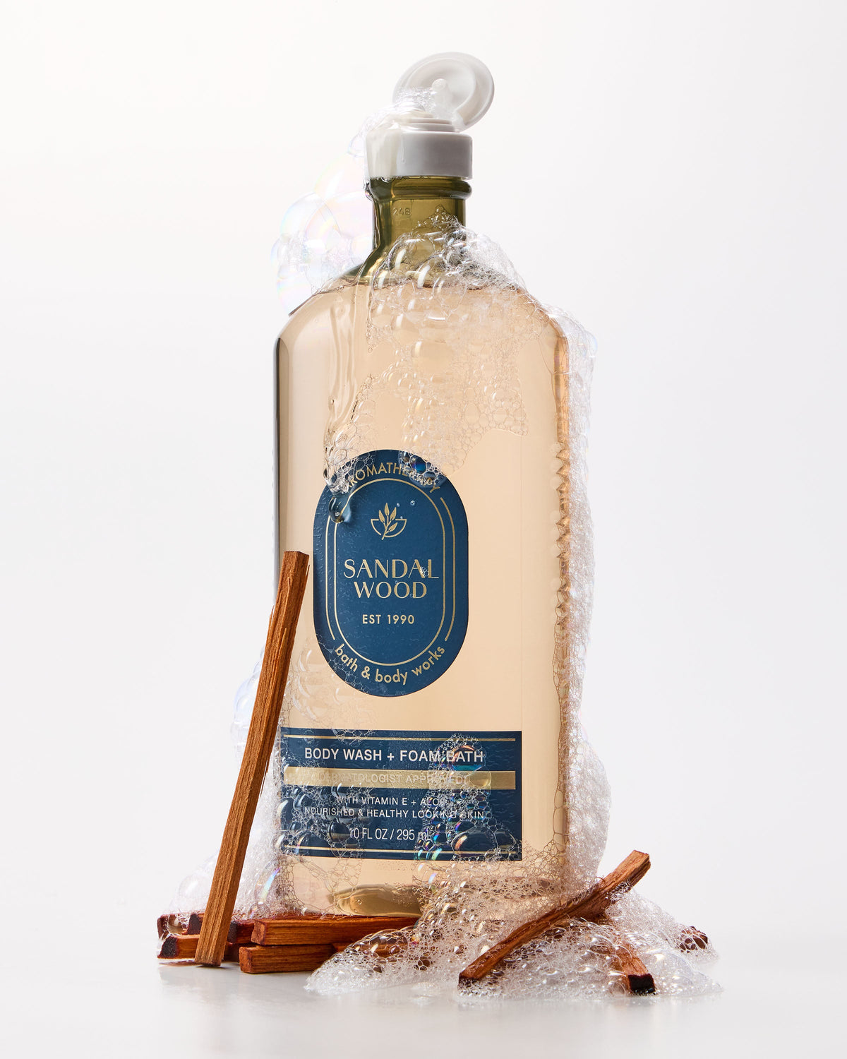 Sandalwood Body Wash & Foam Bath image 4