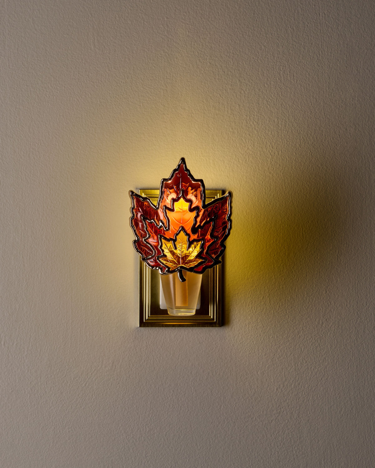 Layered Leaves Wallflowers Fragrance Plug image 3