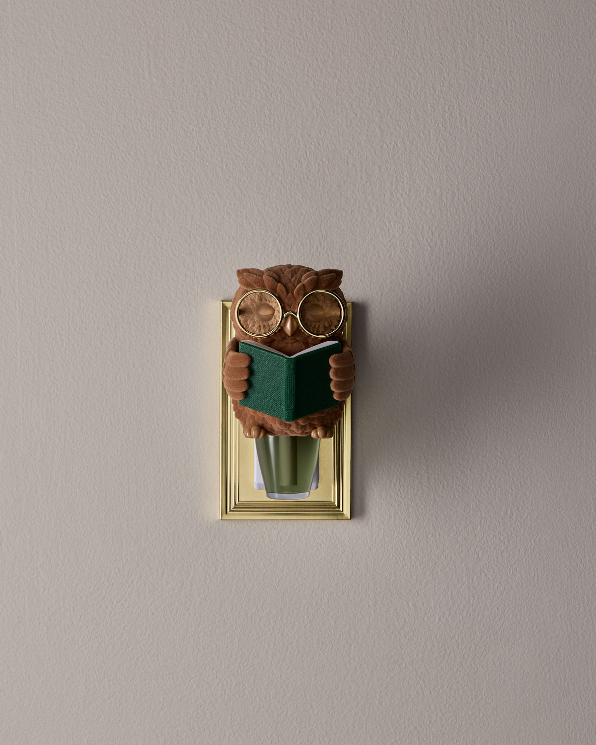 Reading Owl Scent Control Wallflowers Fragrance Plug image 3
