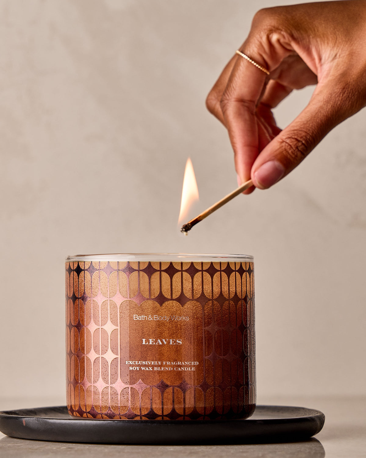 Leaves 3-Wick Candle image 5